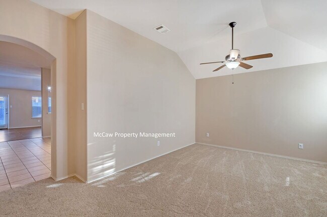 Building Photo - 9032 Heartwood Dr