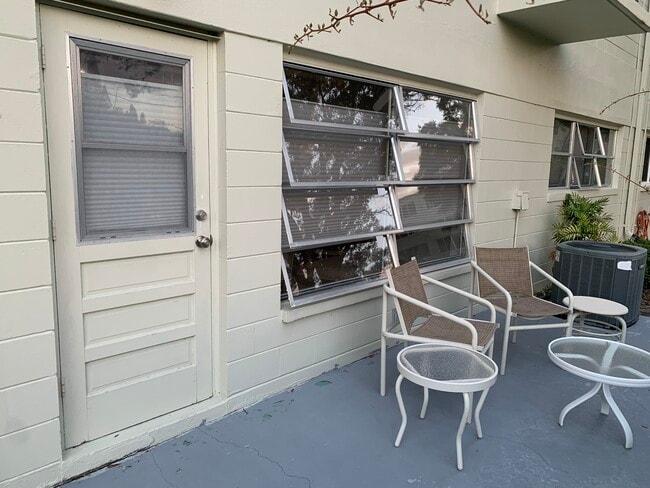 Building Photo - 2292 Costa Rican Dr