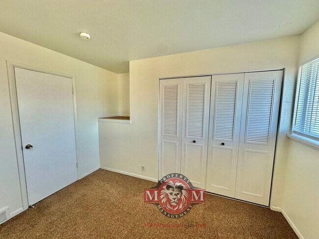 Building Photo - 2332 W 6200 S