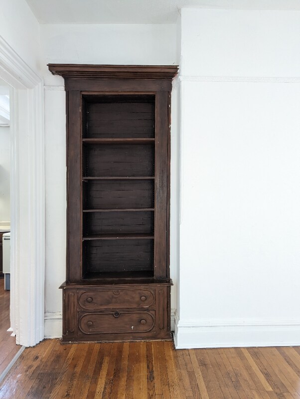 Building Photo - 346 S Rose St