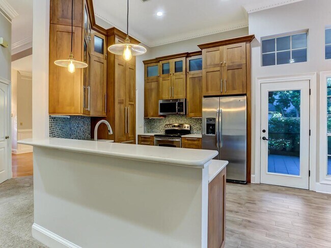 Building Photo - Amelia Island Home w pool