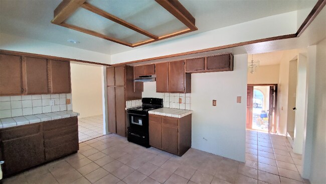 Building Photo - 7450 Trudy Ln