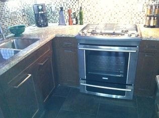 Building Photo - 39235 10th St W