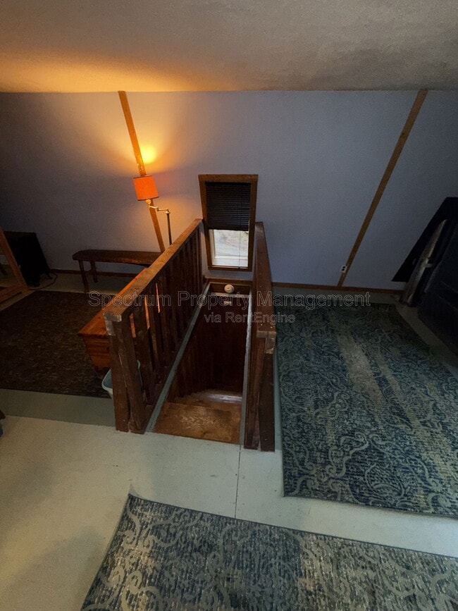 Building Photo - 115 Pinewoods Trail