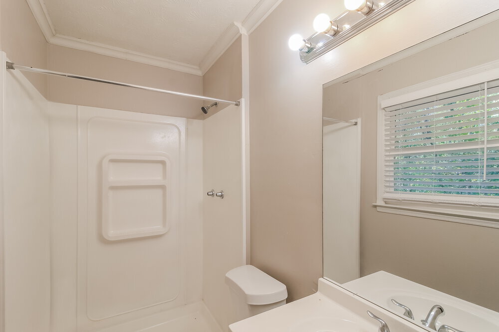 Building Photo - 7006 Knollwood Dr