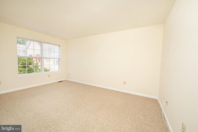 Building Photo - 5025 Rebecca Fell Dr
