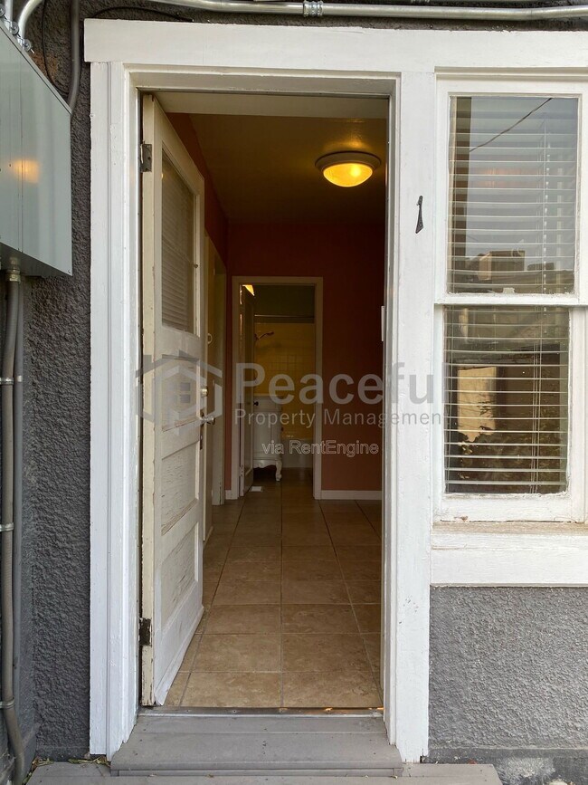 Building Photo - 215 N 215 W