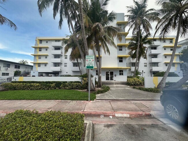 Primary Photo - 80 S Shore Dr
