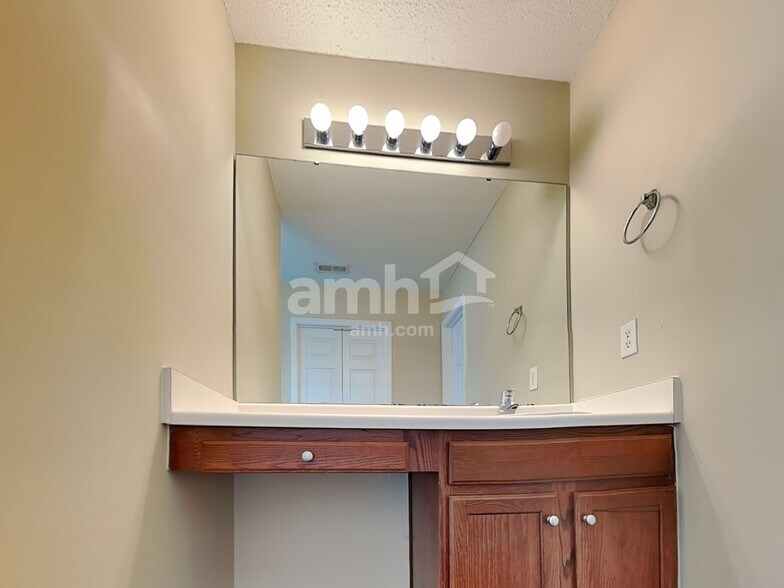 Building Photo - 85 Dove Pointe Ln