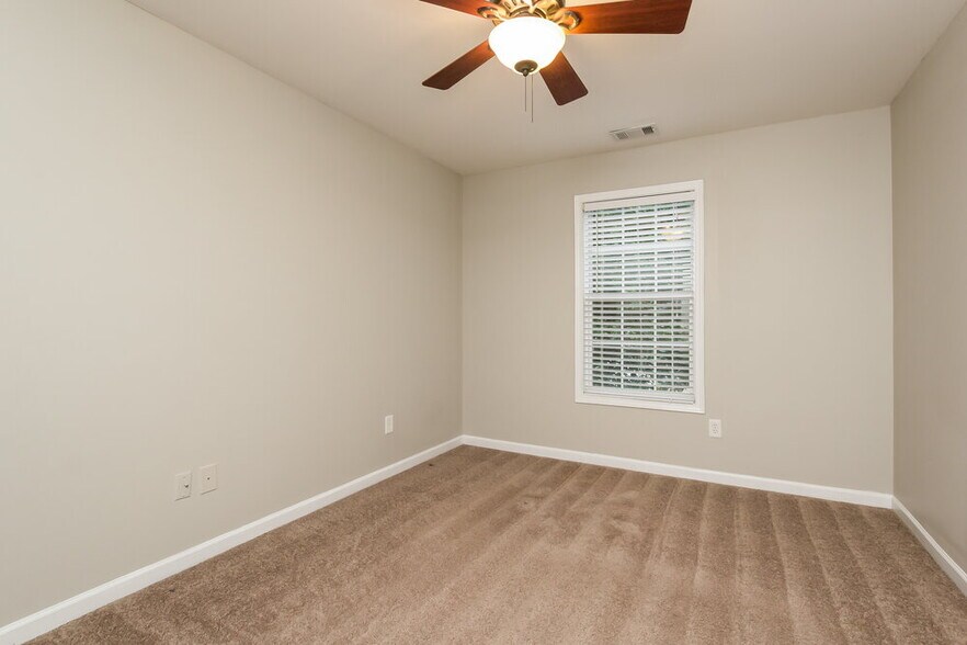 Building Photo - 3187 Liberty Commons Dr NW