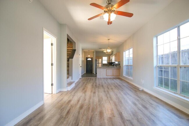 Building Photo - 7943 Audubon Dr
