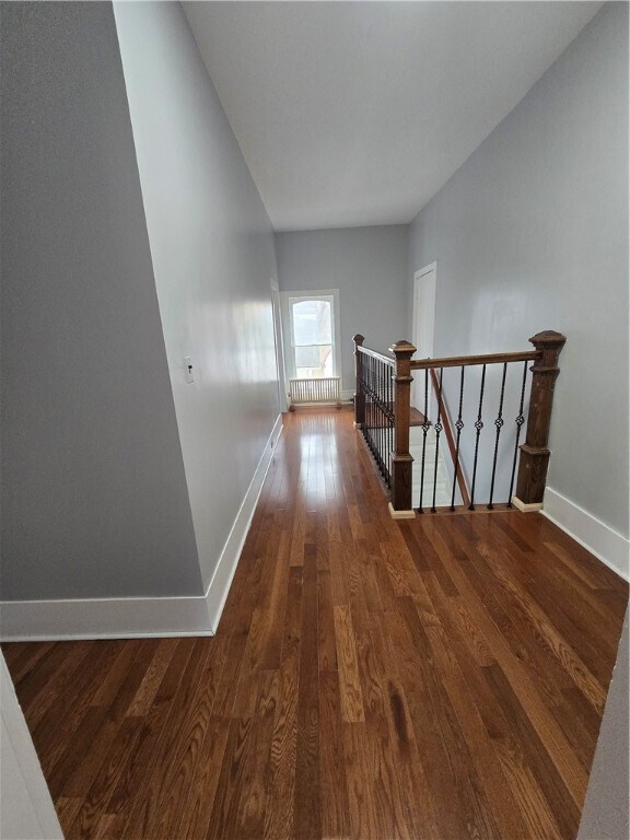 Building Photo - 41 Maple St