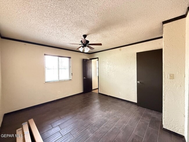 Building Photo - 966 Geronne Dr