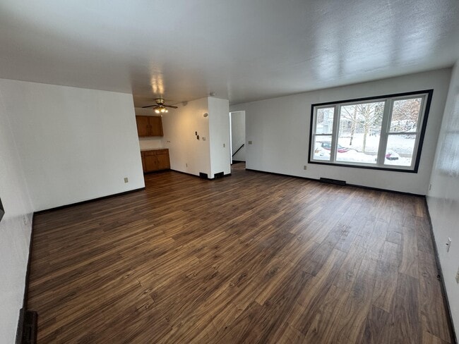 Building Photo - 1801 Reetz Rd