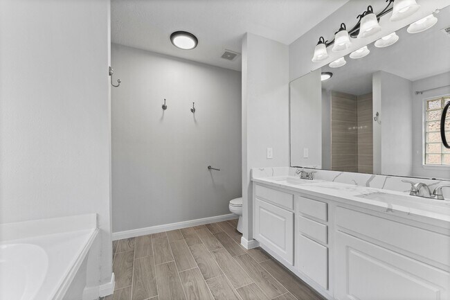 Building Photo - 21322 Hannover Pines Dr