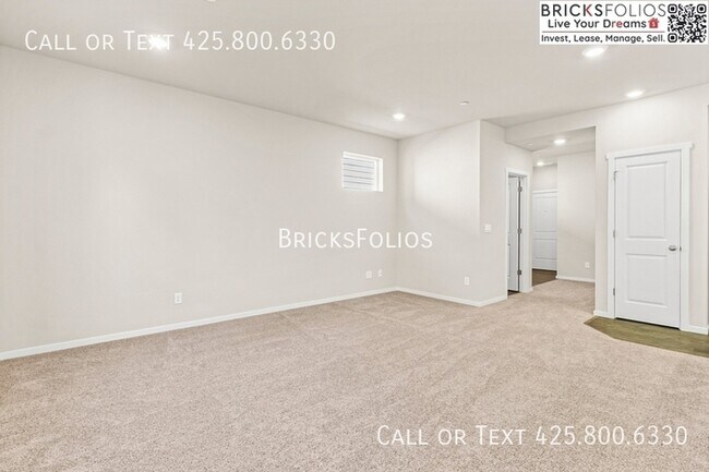 Building Photo - Peaceful Retreat in Beautiful Bremerton