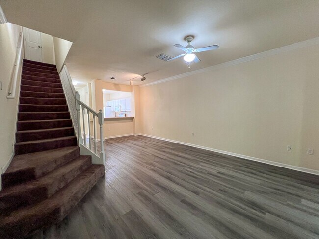 Building Photo - 2/2.5 Town Home in Magnolia Place Available NOW!