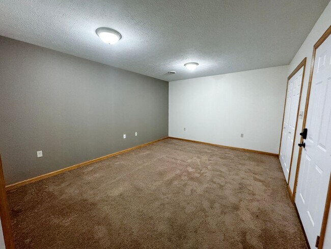 Building Photo - 253-257 Main Street