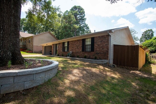 Building Photo - 8 Turtle Creek Ct