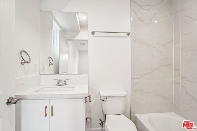 Building Photo - 1185 Leighton Ave