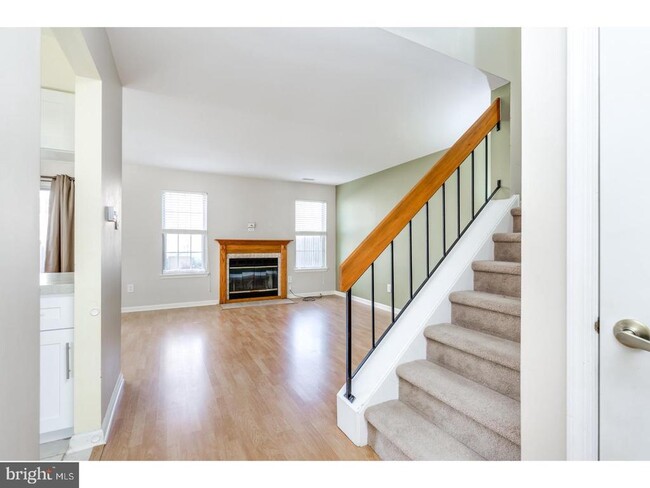 Building Photo - 164 Kettlebrook Dr