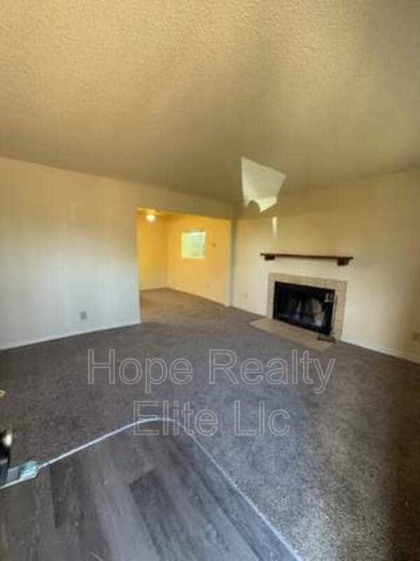 Building Photo - 2544 King Ct