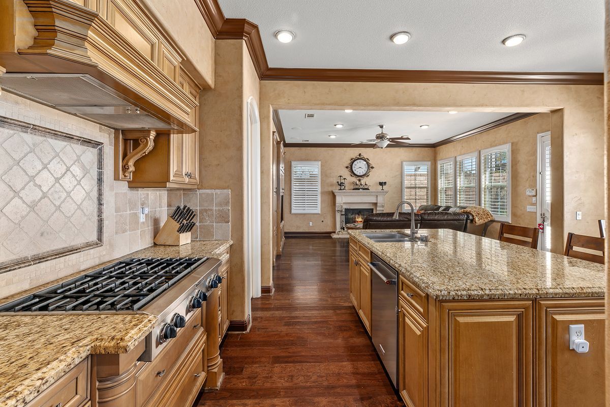 Building Photo - 1728 Bluesage Ct