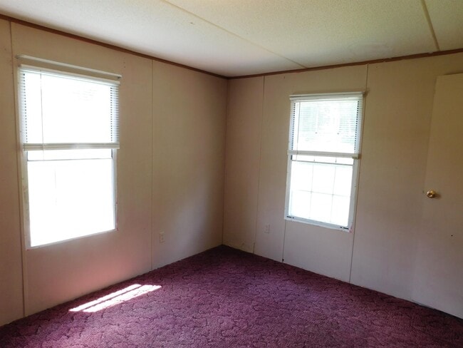 Building Photo - 511 Co Rd 267