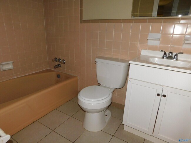 Building Photo - 3104 Cumbres Cir NW