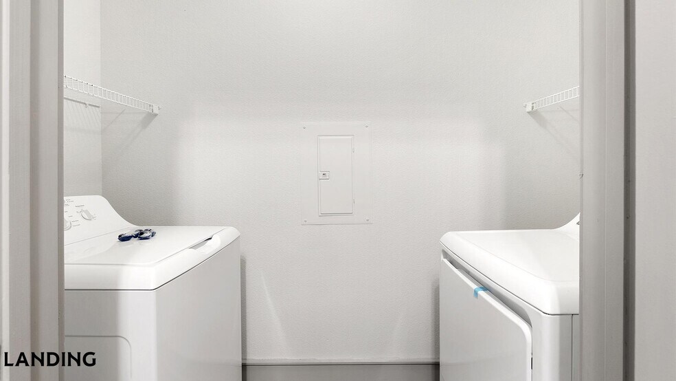 Building Photo - 4689 Mustang Pkwy