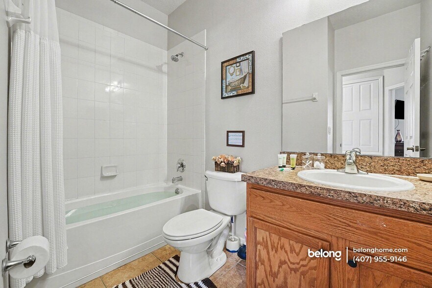 Building Photo - 2835 Oakwater Dr