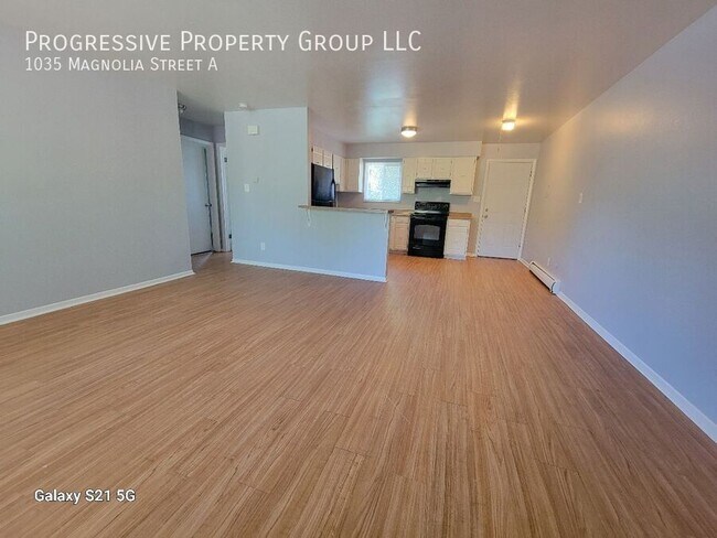 Primary Photo - 1035 Magnolia St
