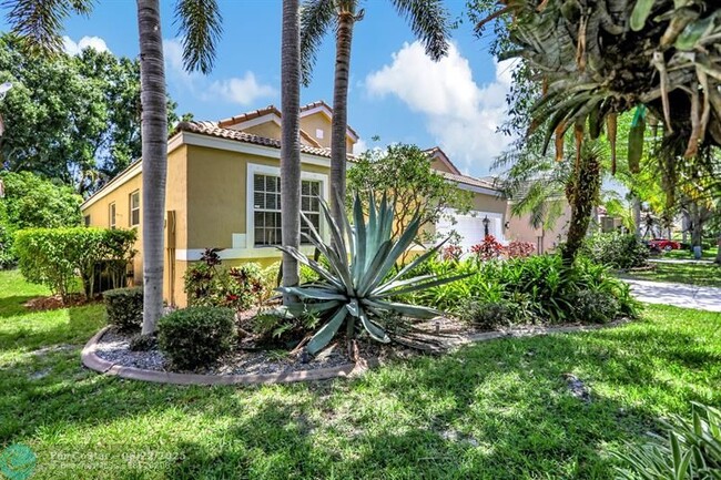 Building Photo - 6455 NW 78th Dr