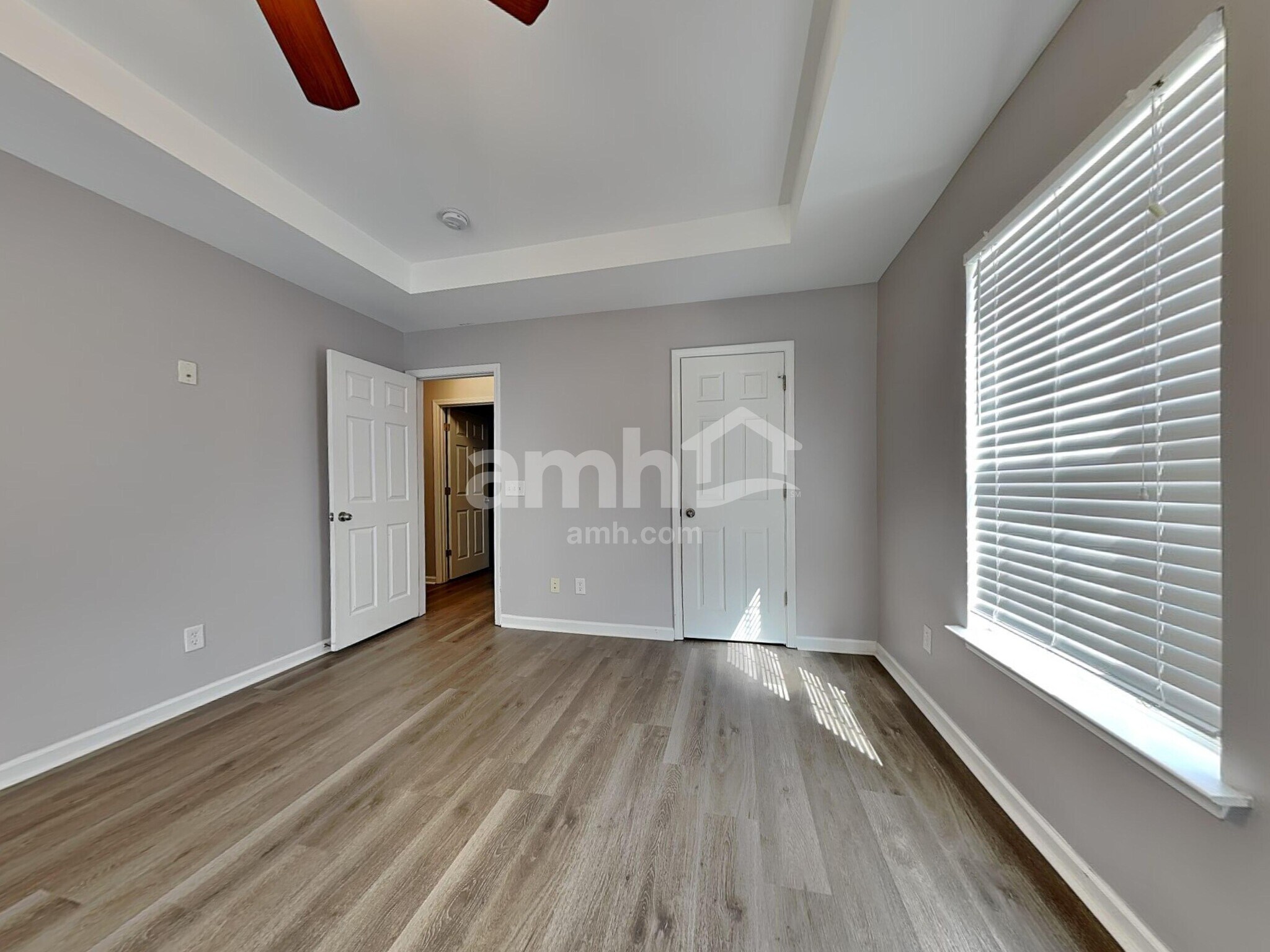 Building Photo - 201 Heritage Pky