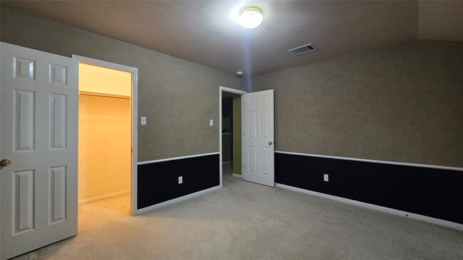 Building Photo - 3916 Bonnie Ln