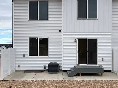 Building Photo - 2939 W LaGrand St