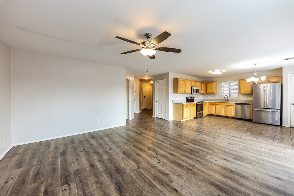 Building Photo - 13023 W Lawrence Rd