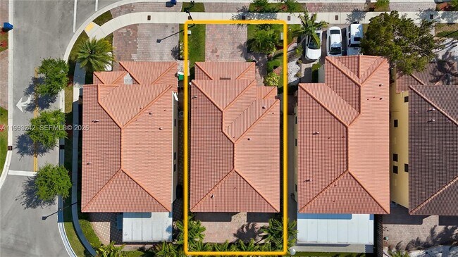 Building Photo - 10021 NW 87th Terrace