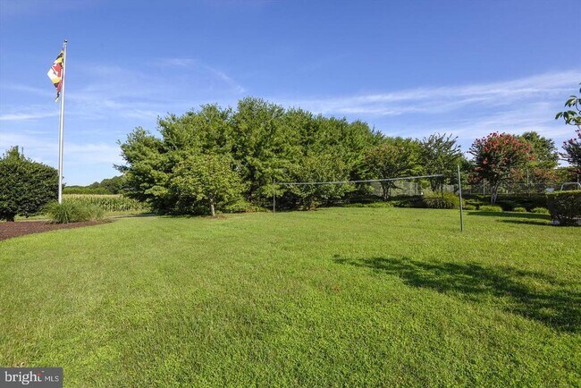Building Photo - 400 Schooner Way
