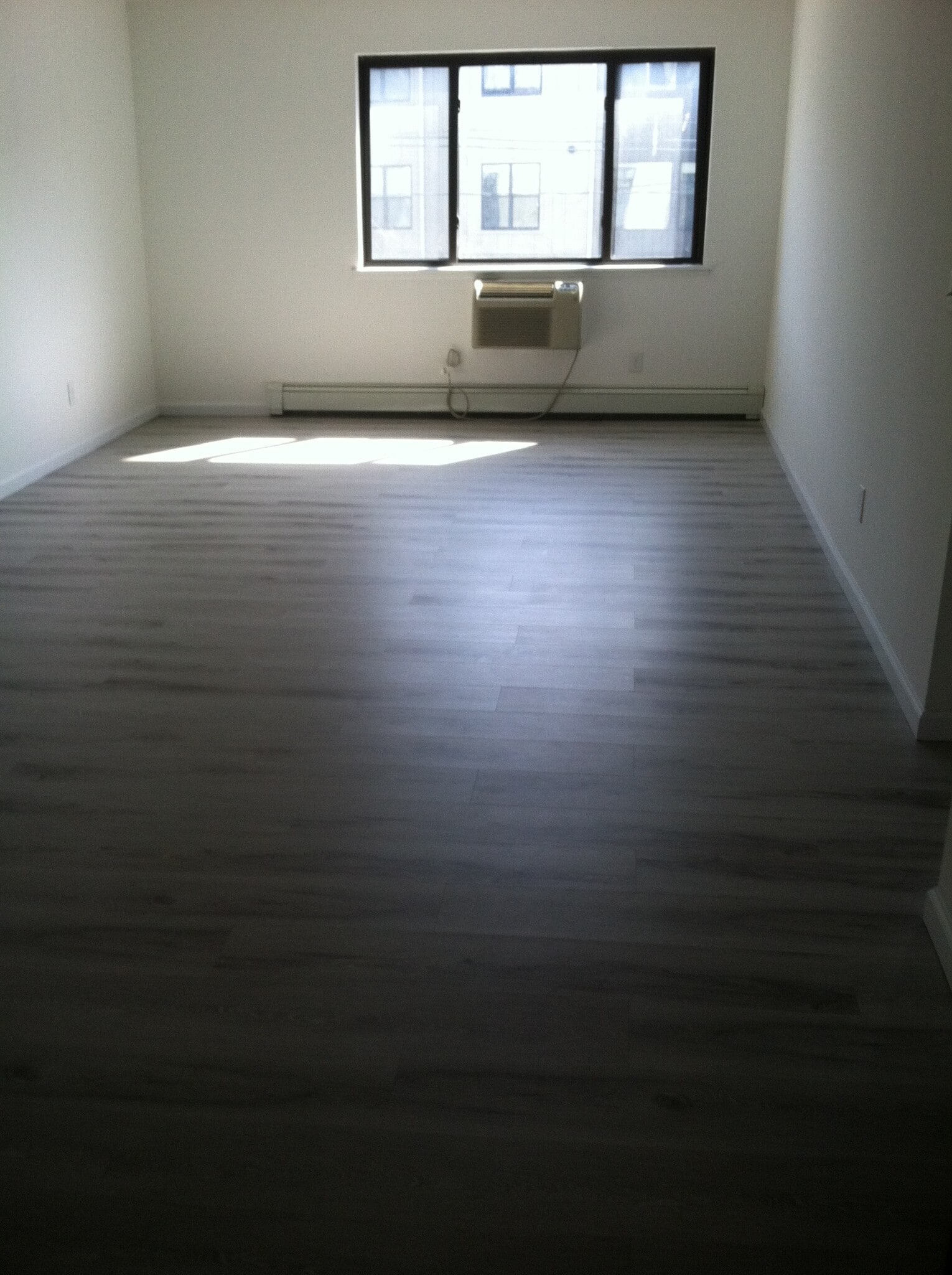 Building Photo - 1274 River Rd