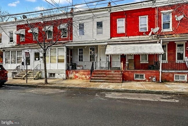 Building Photo - 130 Liberty St