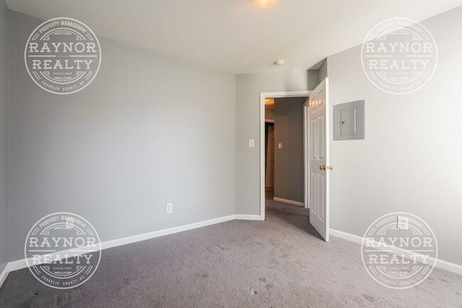 Building Photo - 1228 Topping Ln