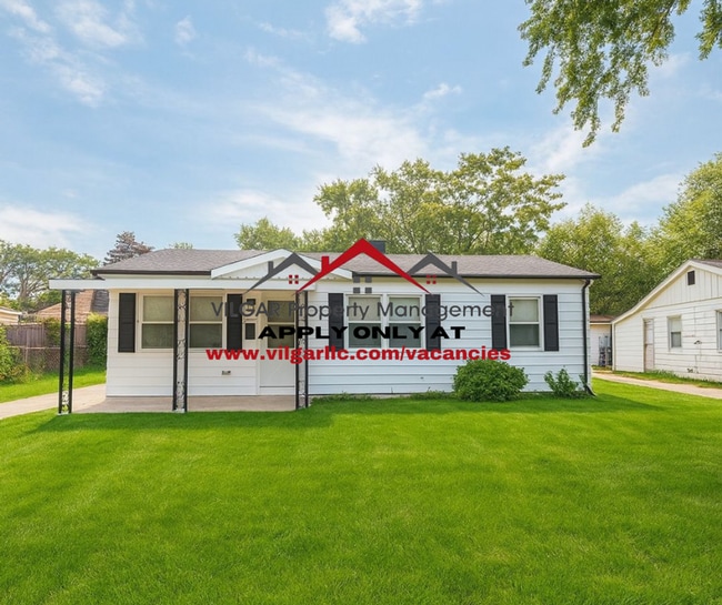 Building Photo - 4 full bedrooms, 1 full bathroom home in H...