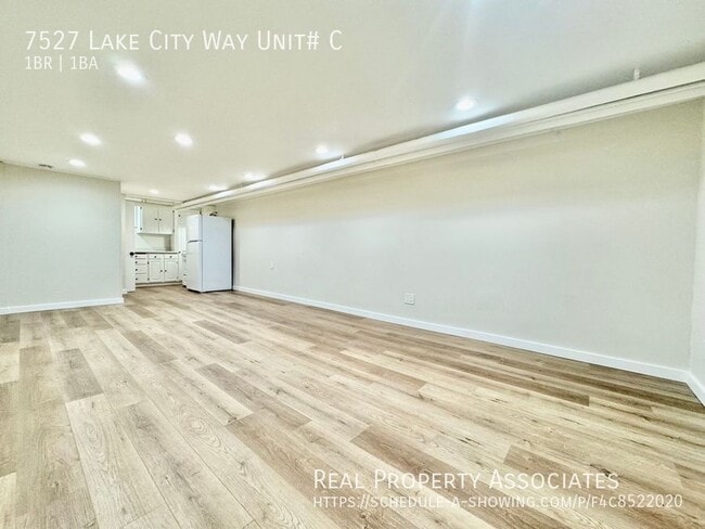 Primary Photo - 7527 Lake City Way NE