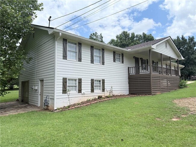 Building Photo - 40 Salem Ridge