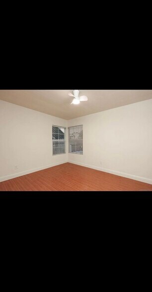 Building Photo - 220 S Pardee St