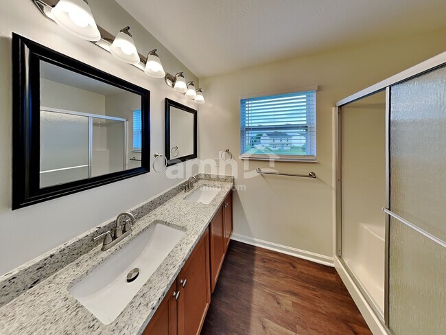 Building Photo - 89 Henderson Ln