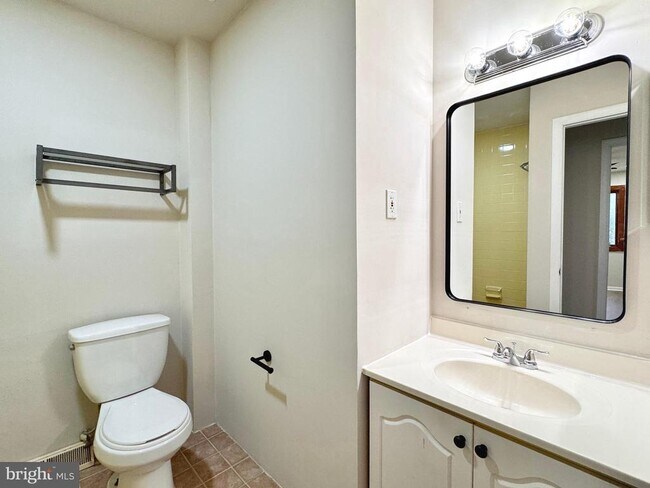 Building Photo - 4800 Sugar Plum Ct