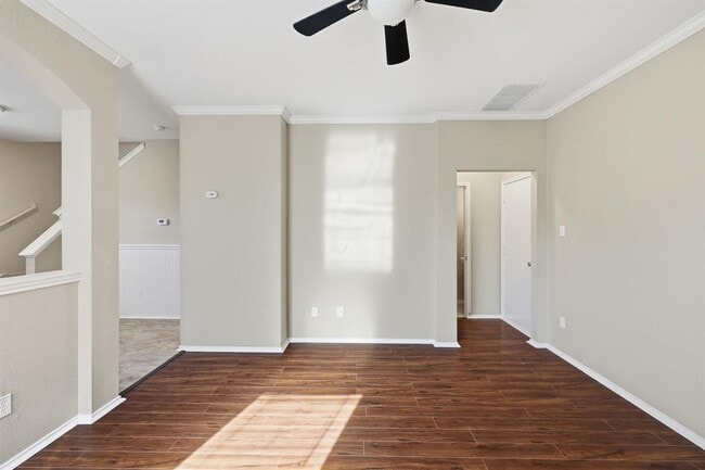 Building Photo - 14408 Charles Dickens Dr