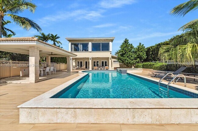 Building Photo - 1700 Cleveland Rd